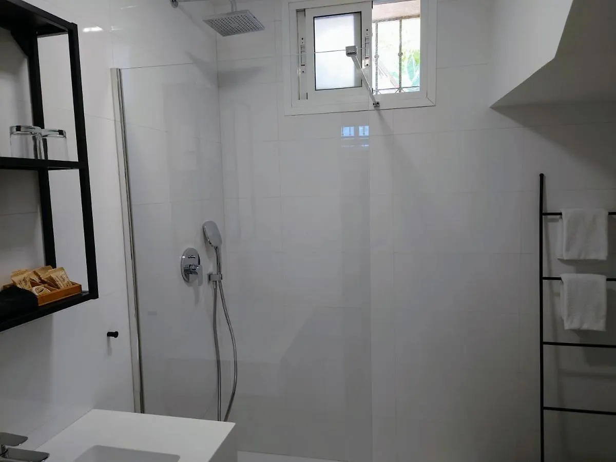 招待所 Carmen Rooms -- Boutique B&B By The Sea 内尔哈