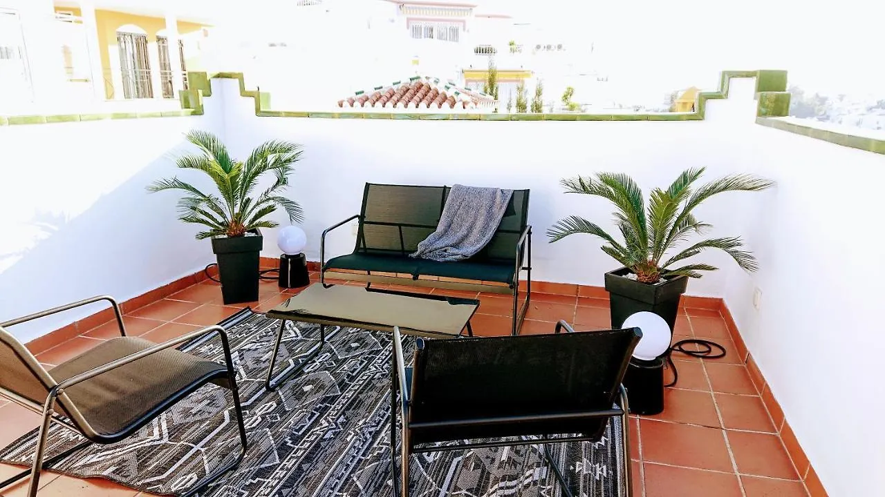Carmen Rooms -- Boutique B&B By The Sea 内尔哈 3*,  西班牙
